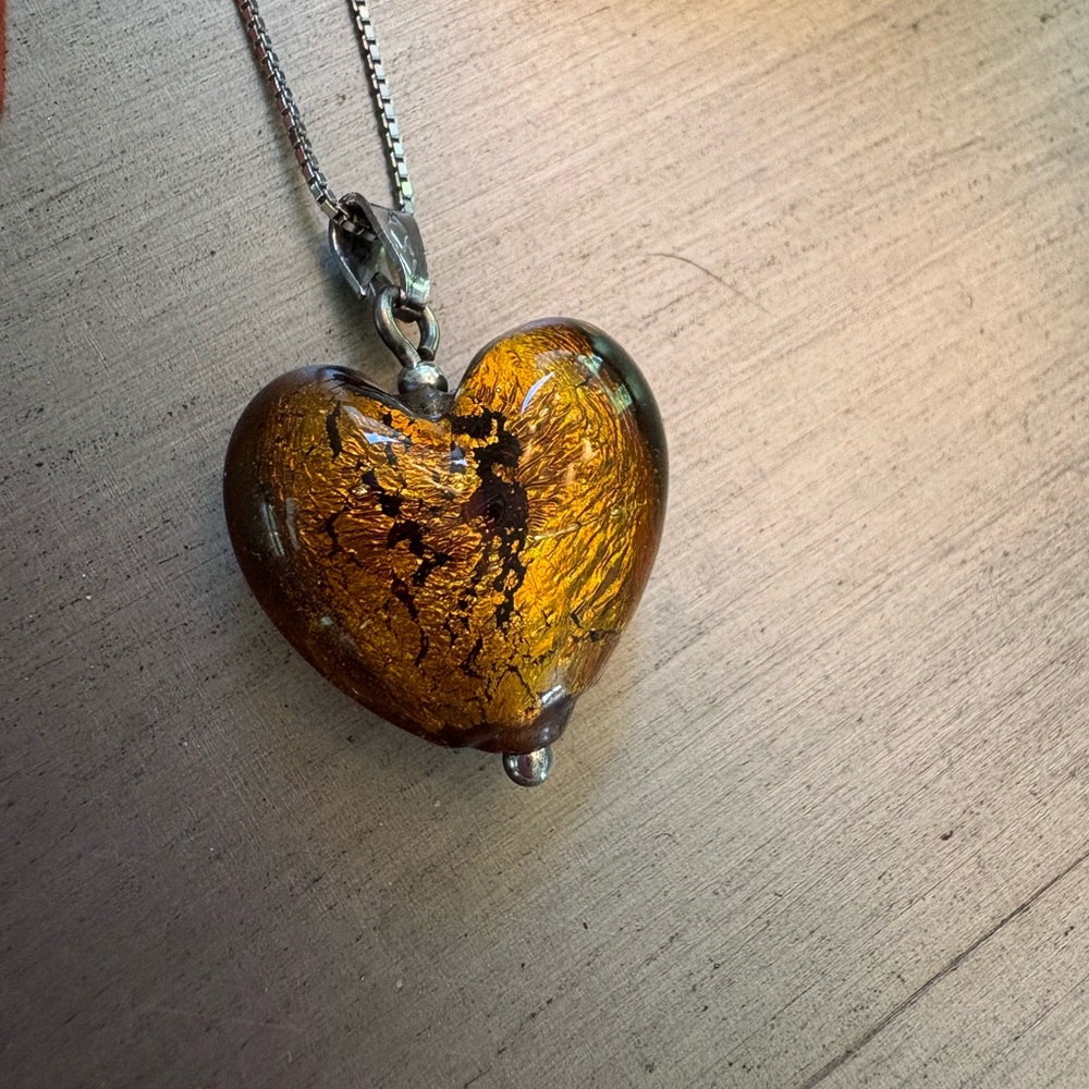 Elegant Gold Heart Pendant Necklace